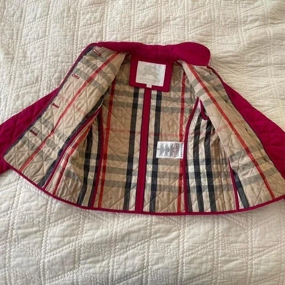 BURBERRY, Girl's Quilted Pink Coat, Size 5 - Picture 3 of 4